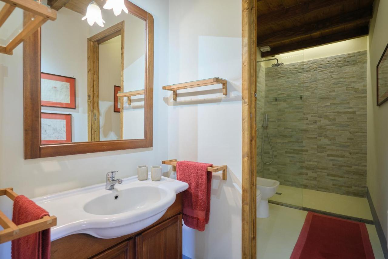 Palazzo Mazzini Bed & Breakfast Bagnoregio Exterior photo