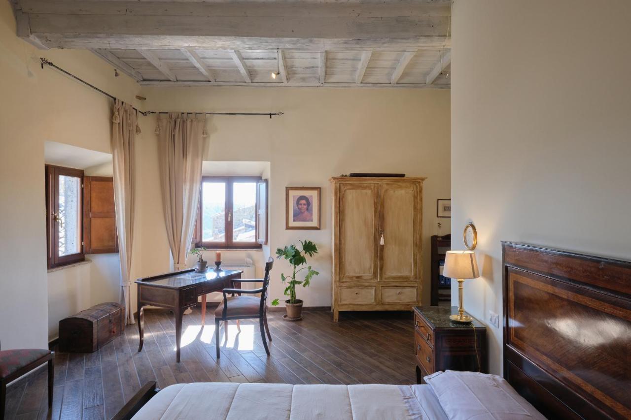 Palazzo Mazzini Bed & Breakfast Bagnoregio Exterior photo
