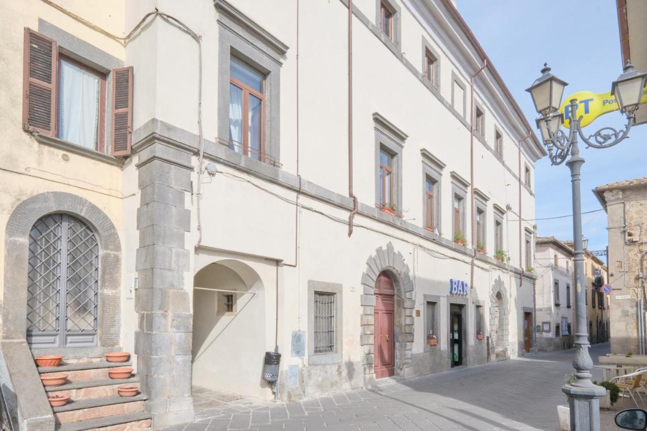 Palazzo Mazzini Bed & Breakfast Bagnoregio Exterior photo