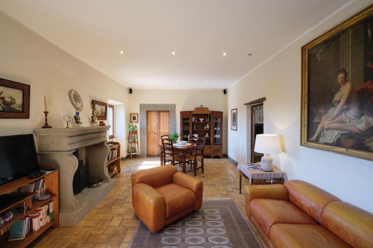 Palazzo Mazzini Bed & Breakfast Bagnoregio Exterior photo